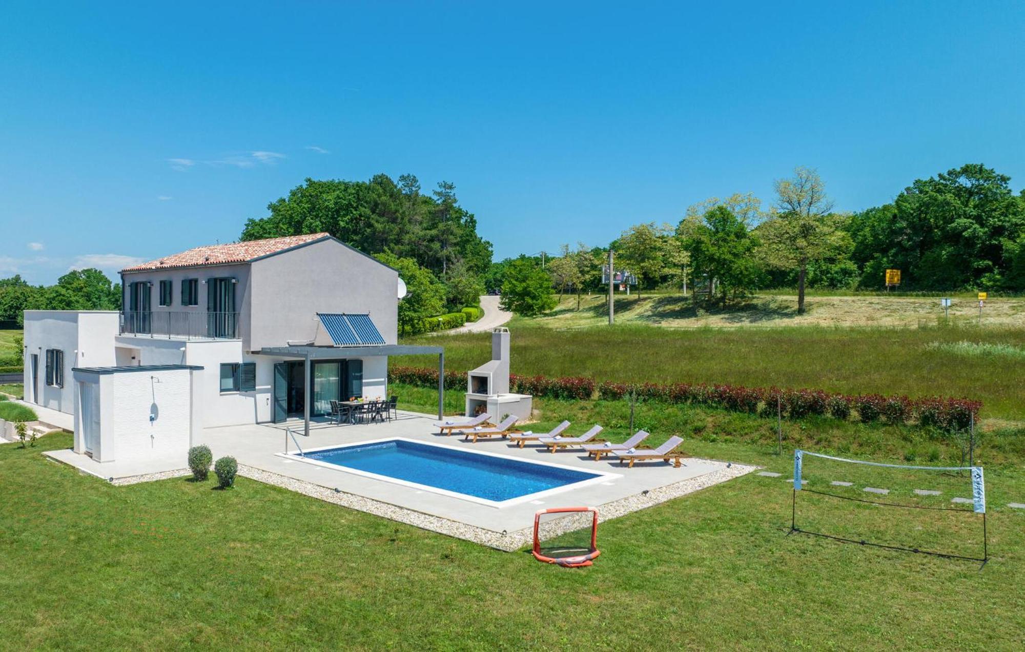 Stunning Home In Barban With Wifi ภายนอก รูปภาพ